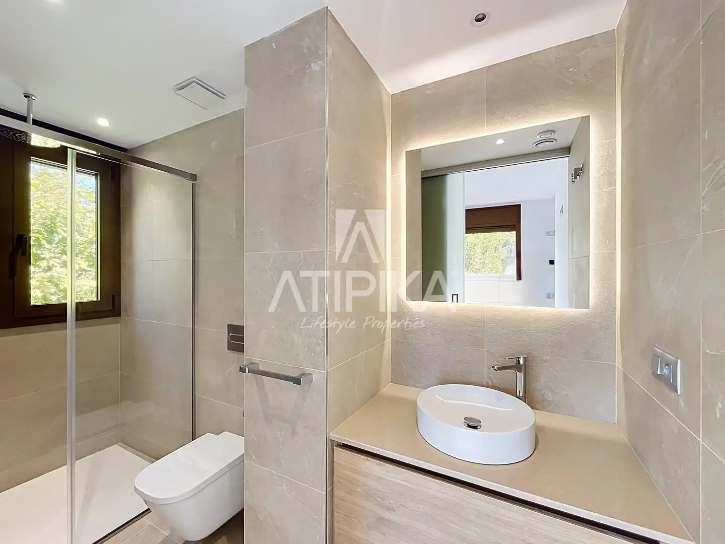 Baño de Ático en venta en Castelldefels con Aire acondicionado, Calefacción y Horno