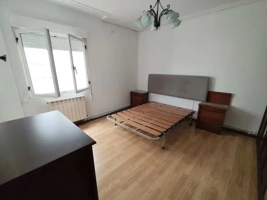 Habitación de Piso en venta en Avilés