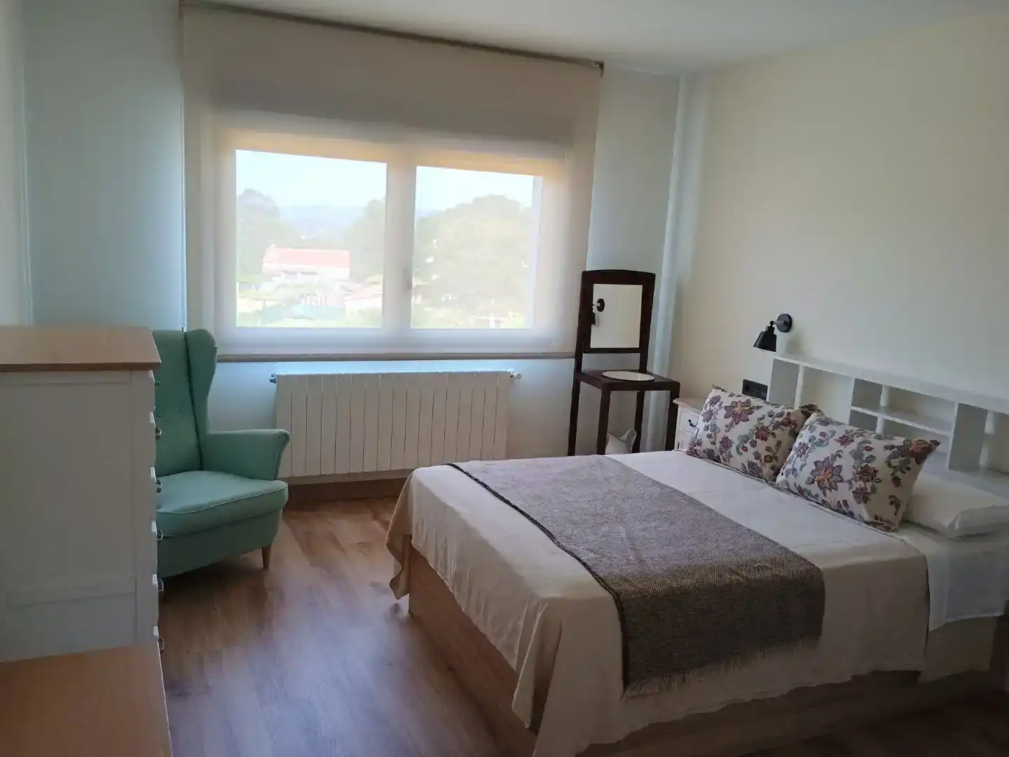 Dormitori de Casa o xalet en venda en Moraña amb Piscina