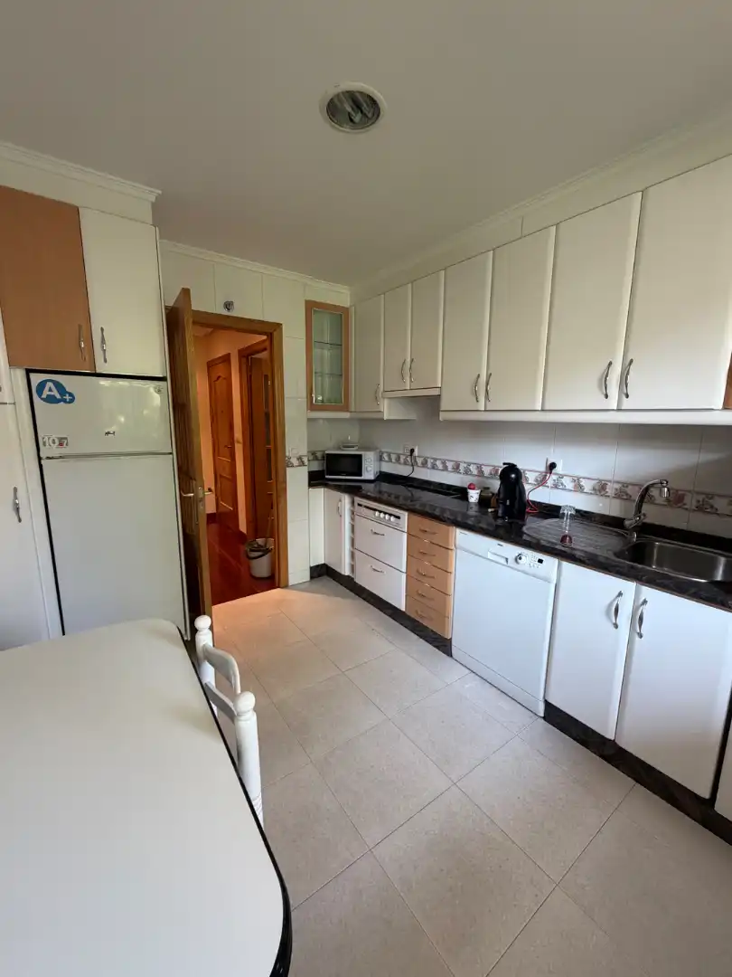 Appartement avec ascenseur à louer à As Lagoas, imagen 11