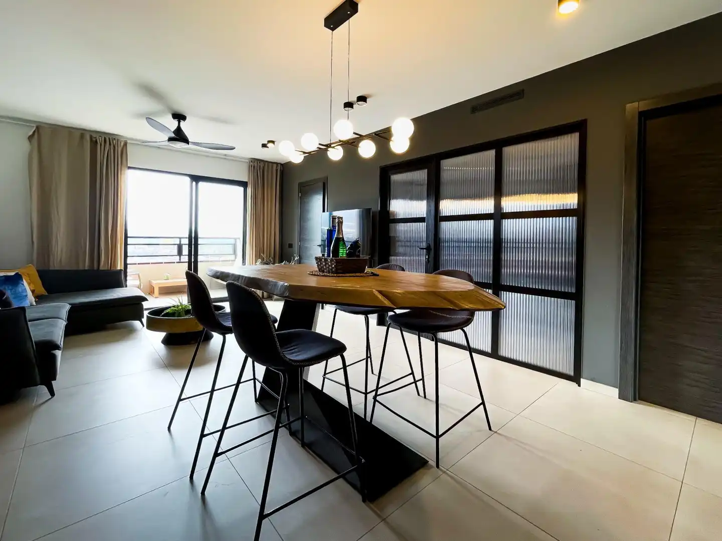 Apartamento con piscina en venta en Avenida Adeje 300 10, imagen 9