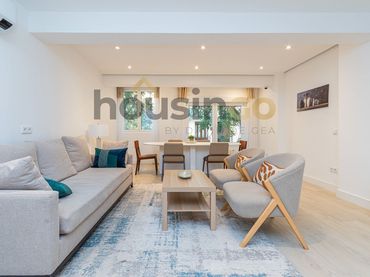 Piso con ascensor en venta en Alcántara