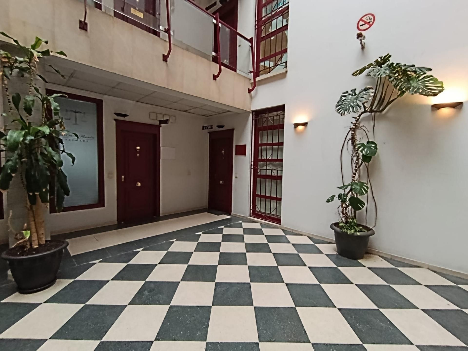 Oficina de lloguer en Avilés