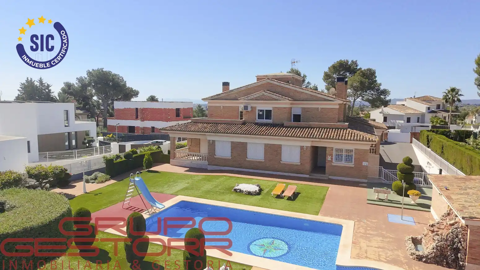 Jardín de Casa o chalet en venta en Valencia con Aire acondicionado, Calefacción y Jardín privado