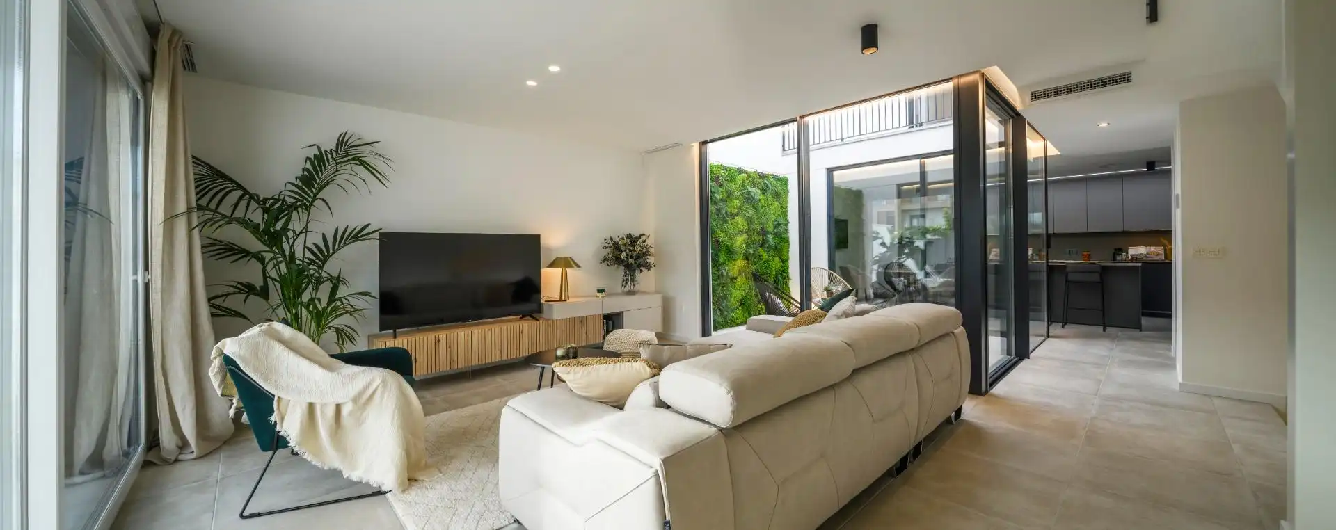 Sala d'estar de Casa o xalet en venda en Murcia amb Aire condicionat, Jardí privat i Terrassa