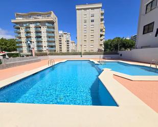 Piscina de Apartament de lloguer en Gandia amb Aire condicionat, Terrassa i Moblat