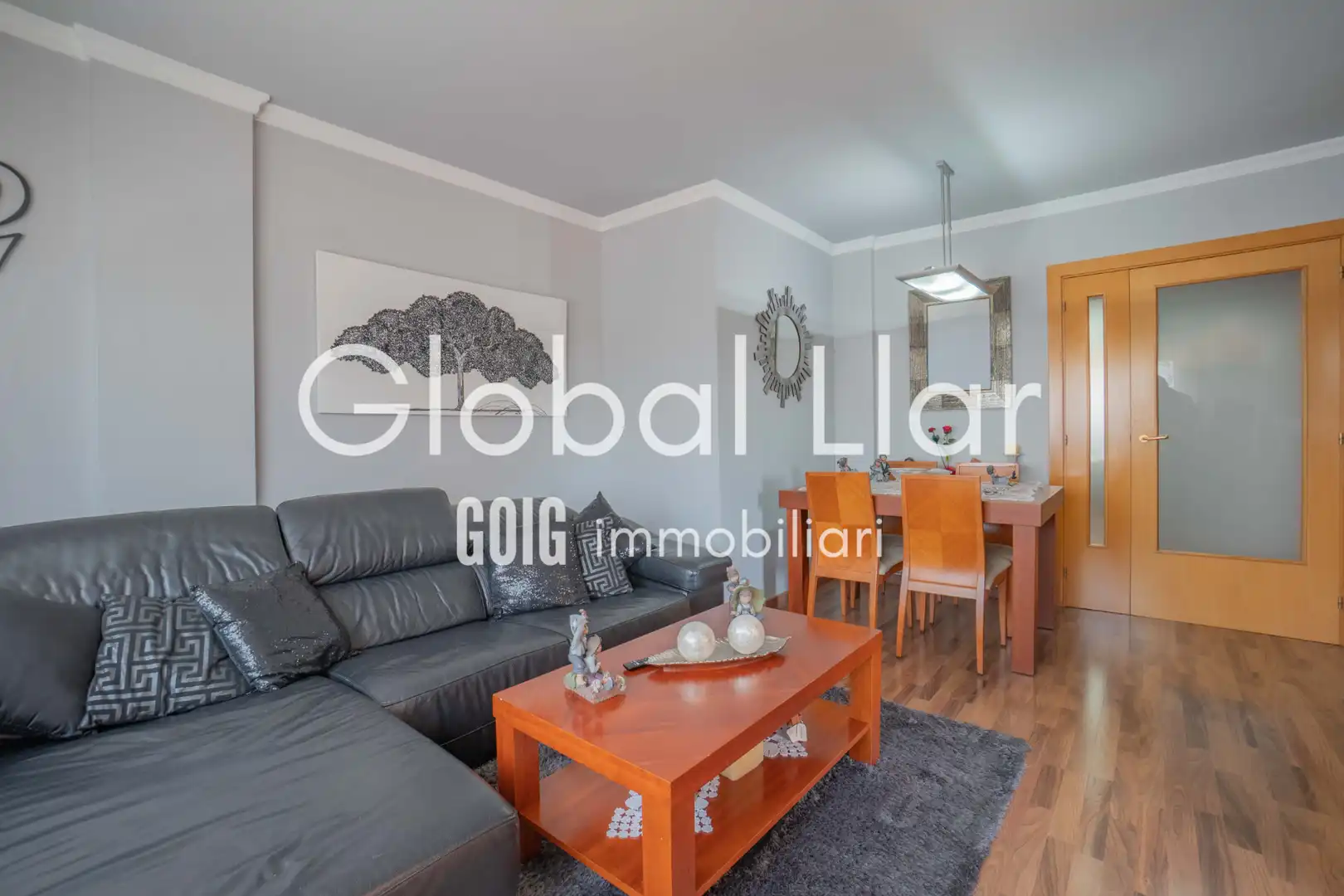 Living room of Flat for sale in Sabadell  with Heating, Parquet flooring and Terrace