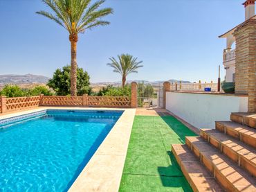 Casa amb piscina en venda a Álora