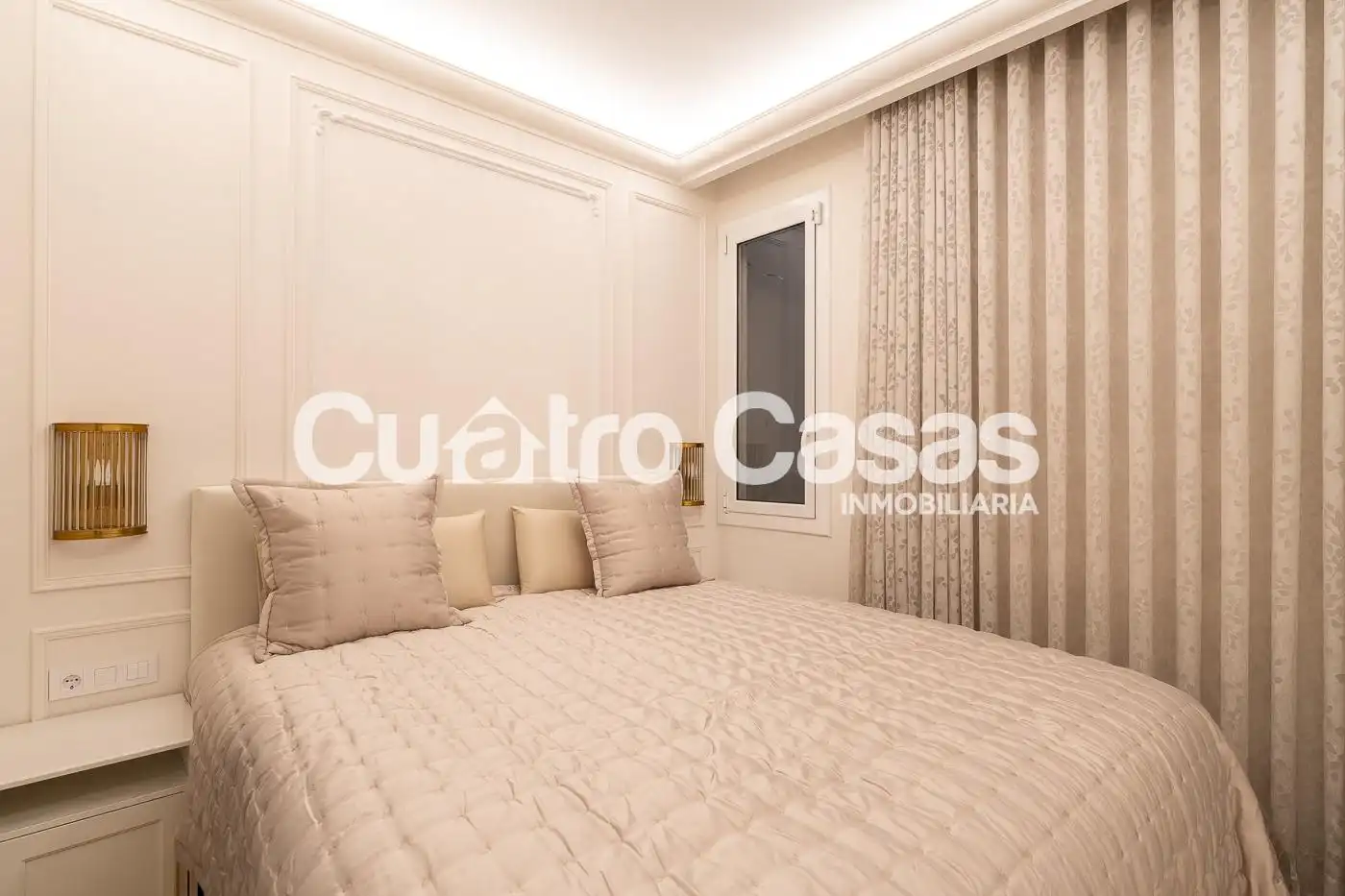 Habitación de Piso en venta en Barcelona con Aire acondicionado, Amueblado y Balcón