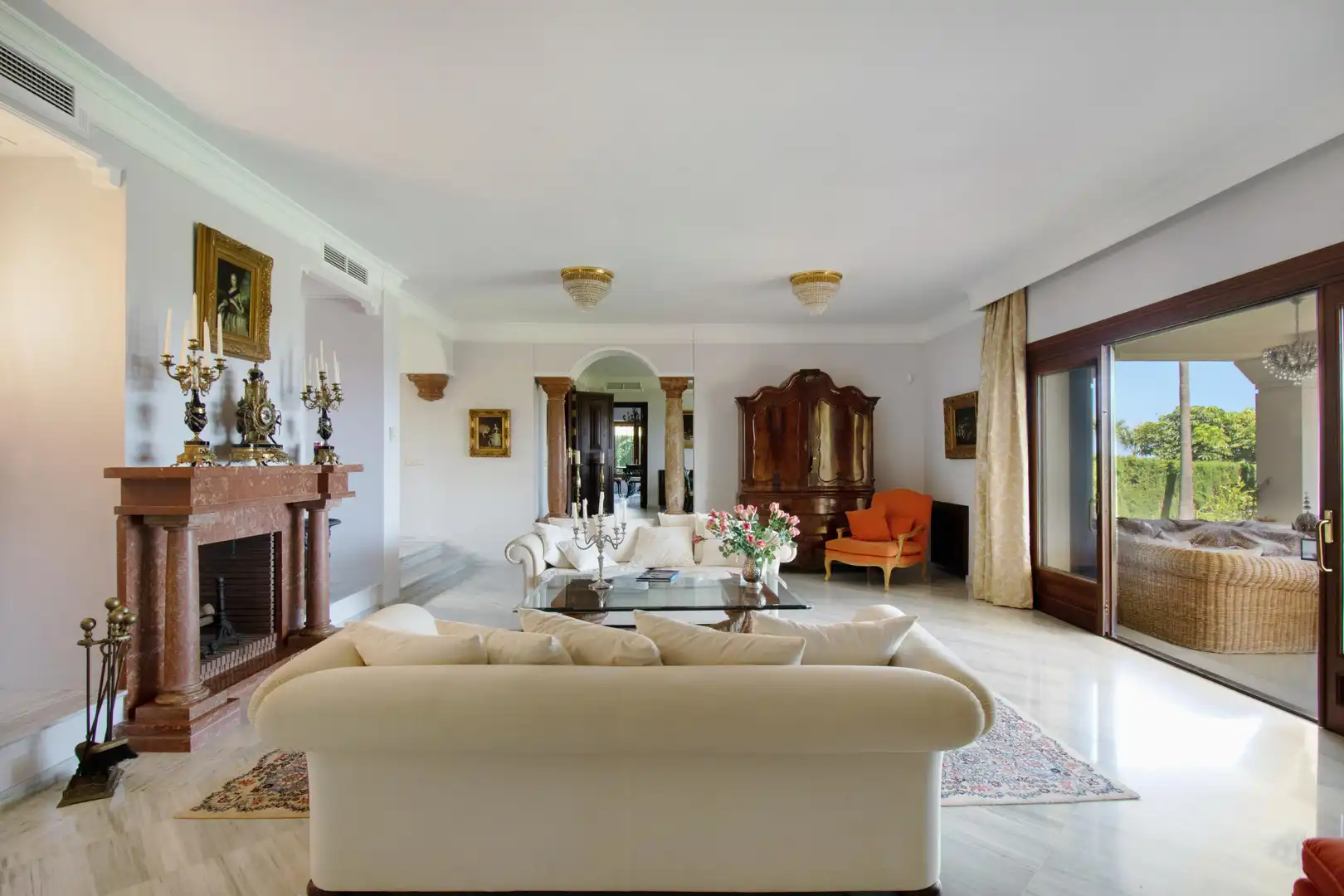 Living room of Houses for rent in Marbella  with Private garden, Terrace and Swimming Pool