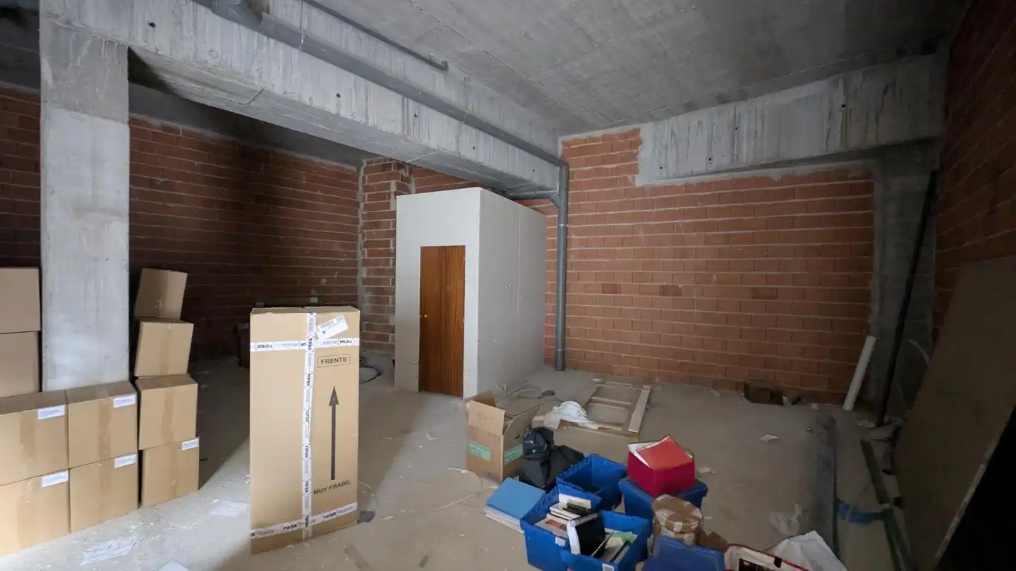 Planta baixa en venda a Altos Hornos de Vizcaya Hiribidea, Lasesarre