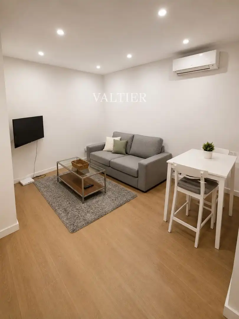 Sala de estar de Piso de alquiler en Madrid con Aire acondicionado y Amueblado