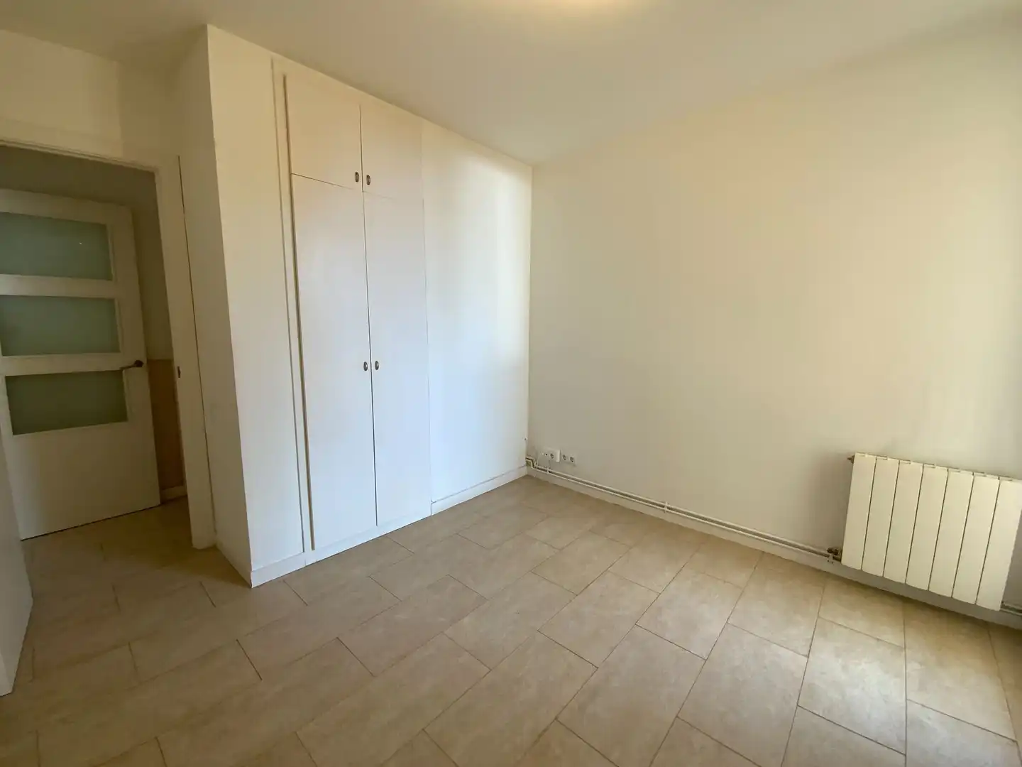 Schlafzimmer von Dachboden zum Verkauf in Sant Vicenç de Montalt mit Klimaanlage, Heizung und Abstellraum