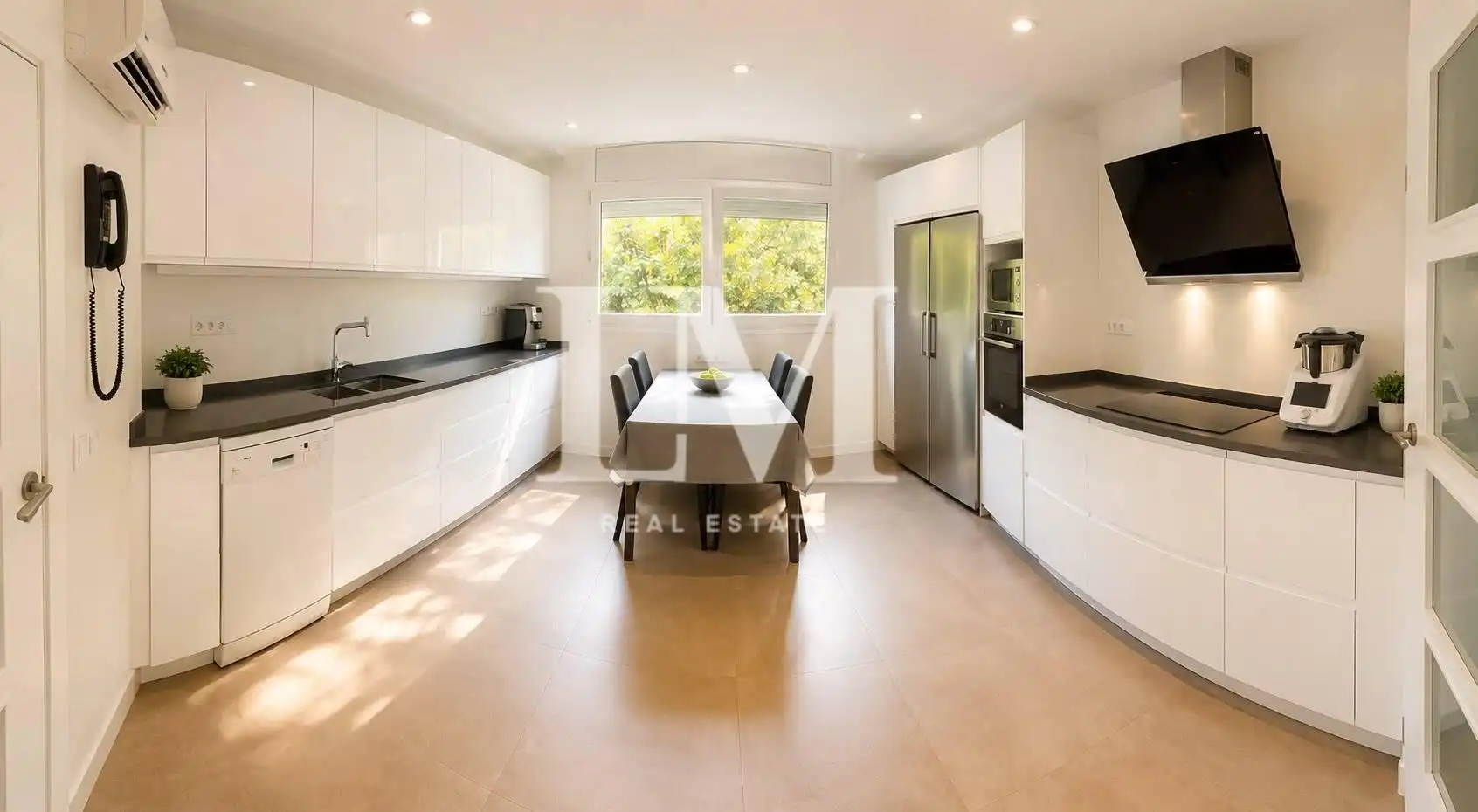 Cuina de Apartament de lloguer en Sant Quirze del Vallès amb Aire condicionat, Moblat i Balcó