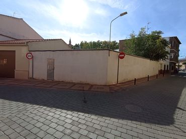 Terreny residencial en venda a Plaza Alonso Quijano