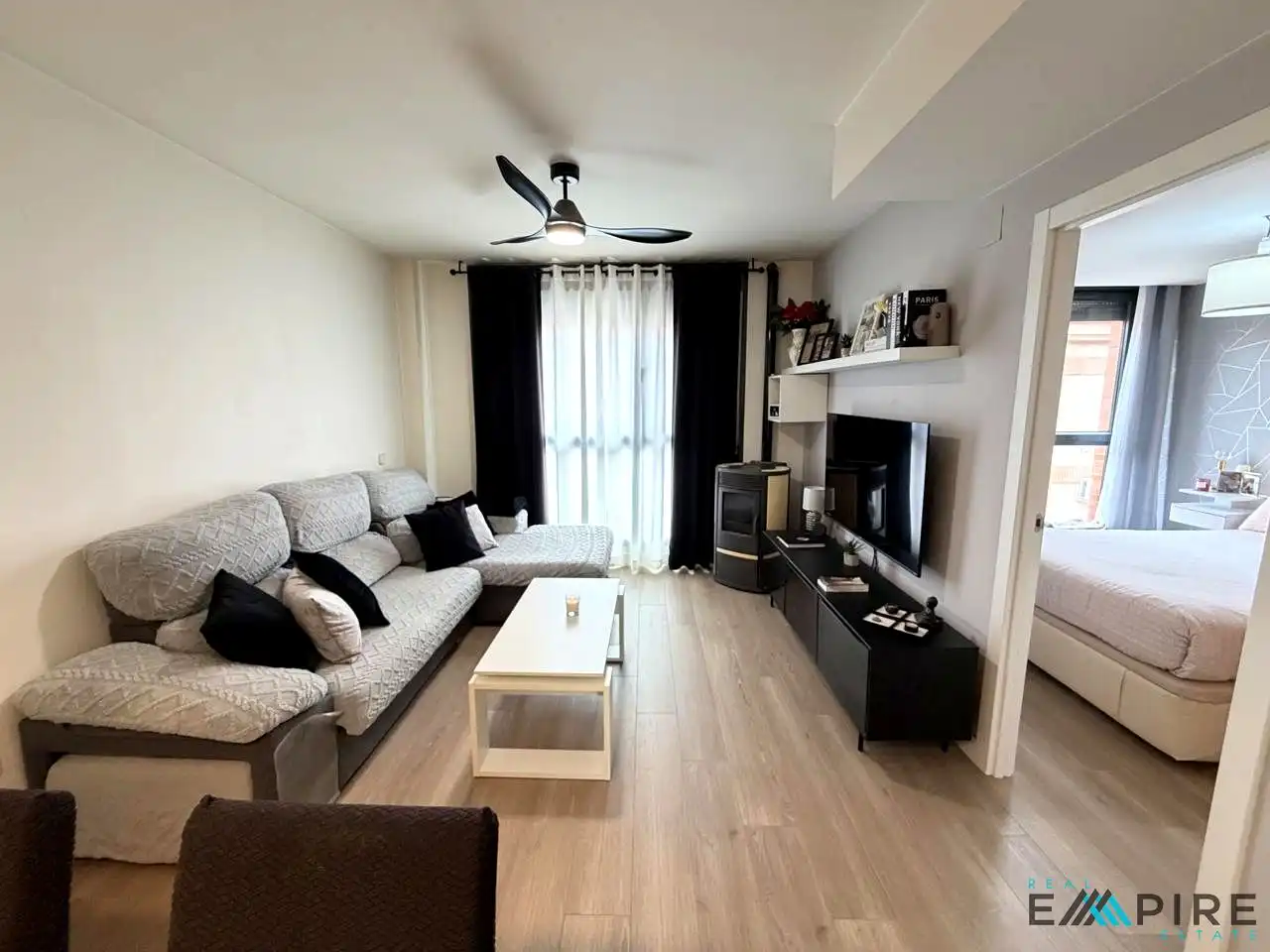 Wohnzimmer von Wohnung zum Verkauf in El Viso de San Juan mit Klimaanlage, Heizung und Möbliert