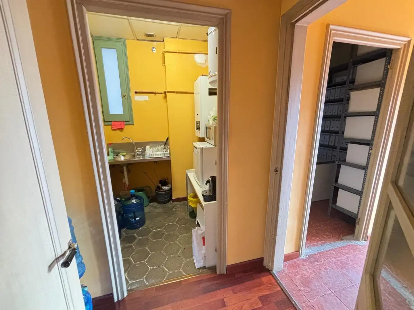 Kitchen of Flat for sale in Girona  with Air Conditioner