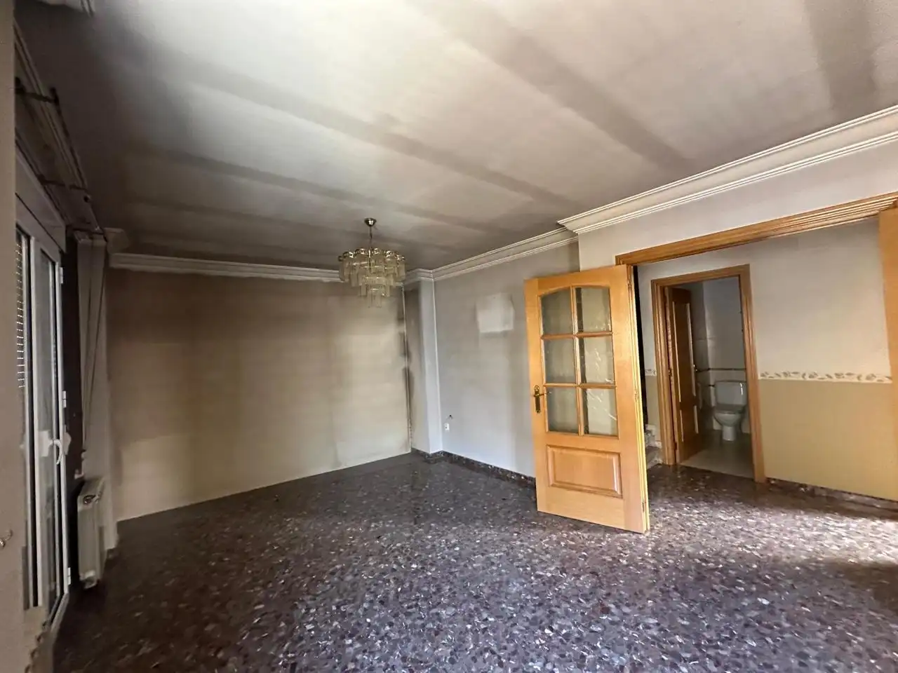 Sala d'estar de Casa o xalet en venda en Utiel amb Terrassa