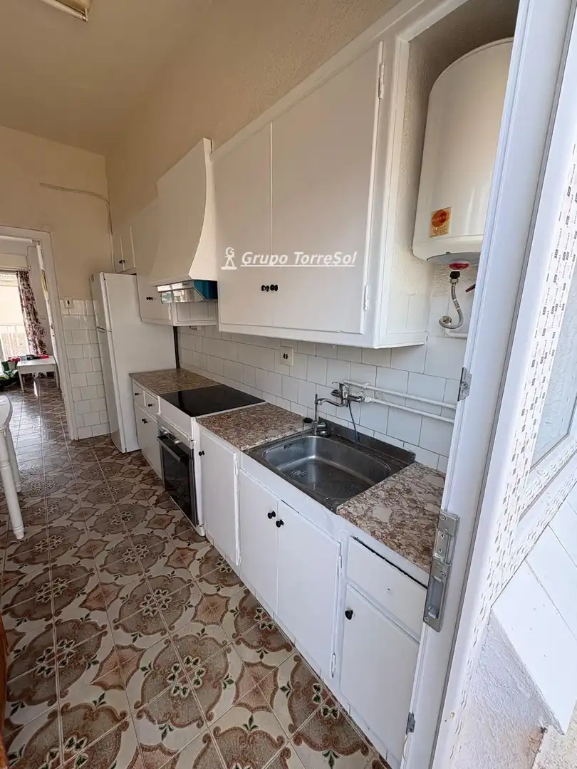 Cuina de Pis en venda en Santa Pola amb Aire condicionat, Calefacció i Terrassa