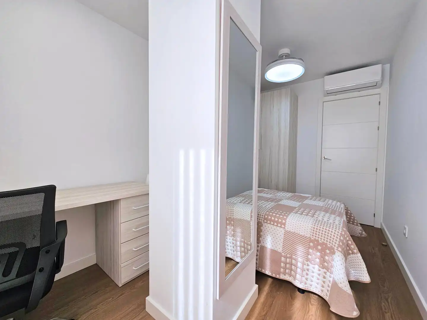Bedroom of Flat for rent in Cartagena  with Air Conditioner and Furnished