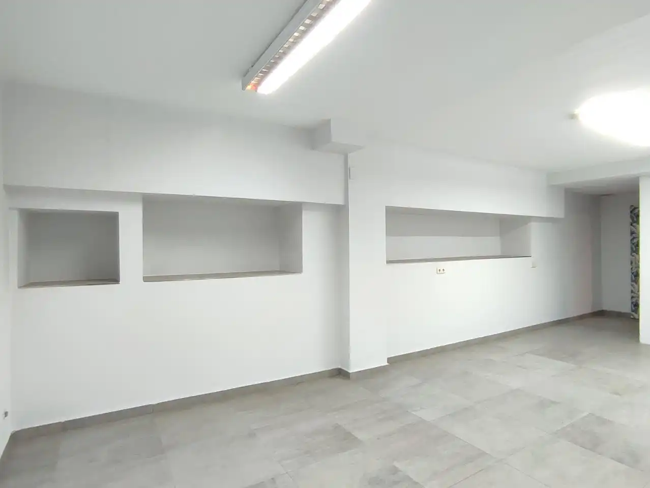 Local comercial en venda a Tesifonte Gallego