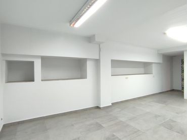 Local comercial en venda a Tesifonte Gallego