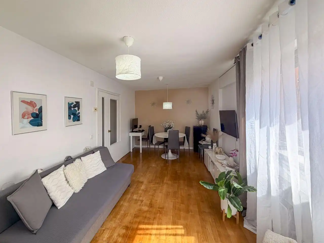 Living room of Flat for sale in  Madrid Capital  with Heating and Terrace