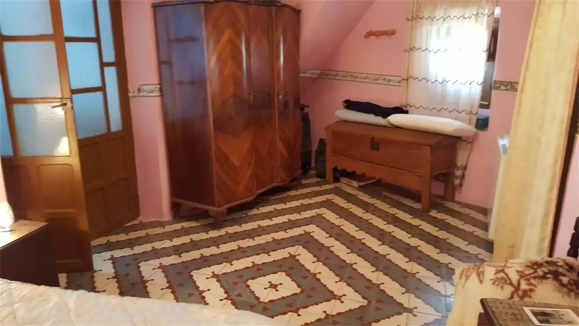 Habitación de Casa adosada en venta en Valdeverdeja con Amueblado, Lavadora y Microondas