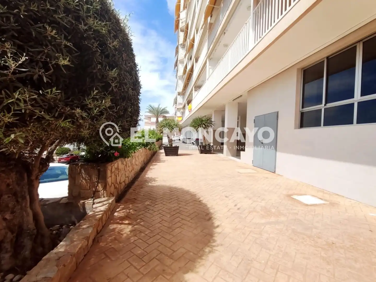 Vista exterior de Apartamento en venta en Santa Pola con Terraza y Amueblado