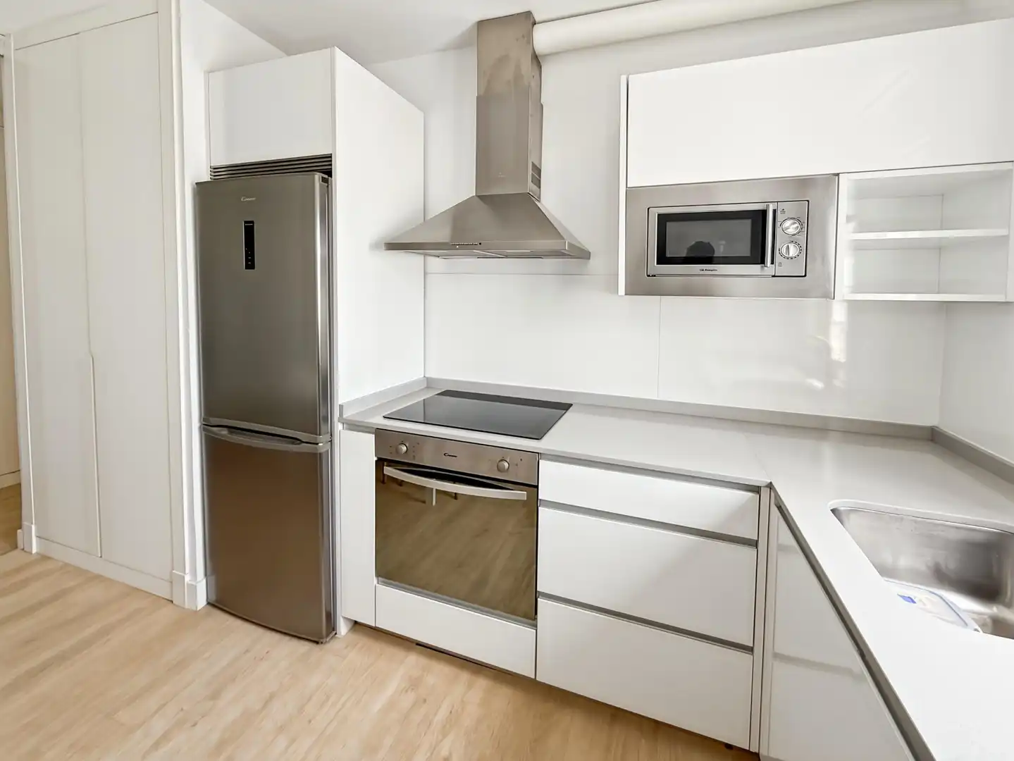 Cocina de Ático de alquiler en Madrid con Aire acondicionado, Calefacción y Terraza