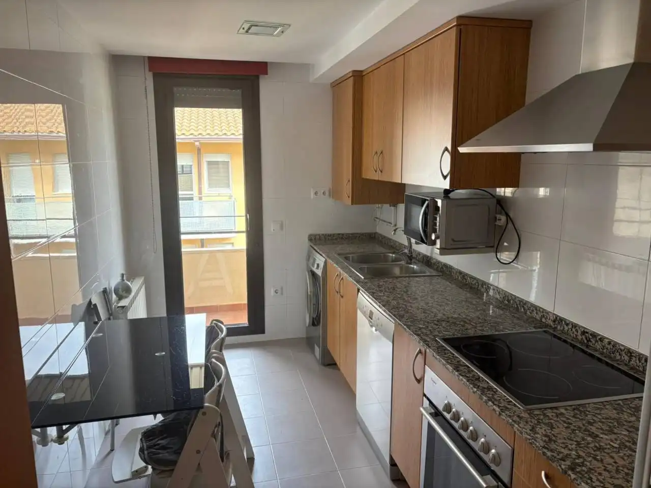 Cuina de Pis en venda en Binéfar amb Aire condicionat, Calefacció i Parquet