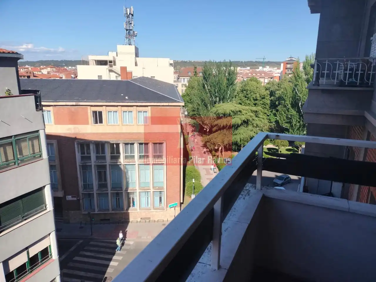 Terrasse von Wohnung zur Miete in León Capital  mit Heizung, Parkett und Terrasse