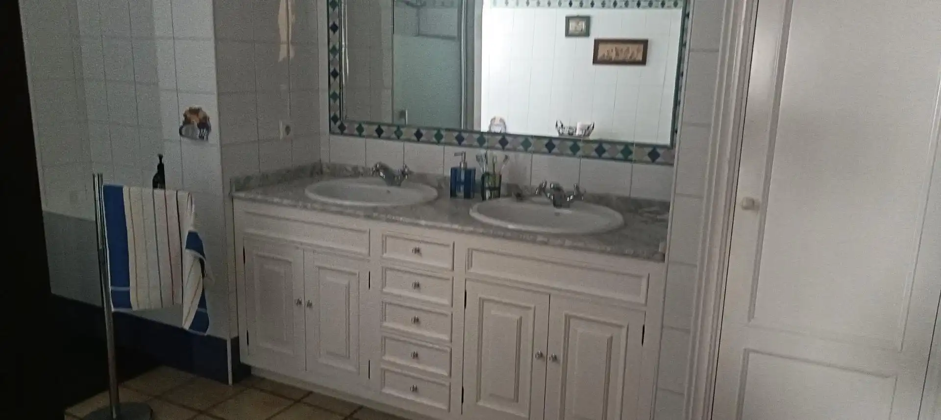 Baño de Casa o chalet en venta en Algeciras con Terraza, Trastero y Piscina