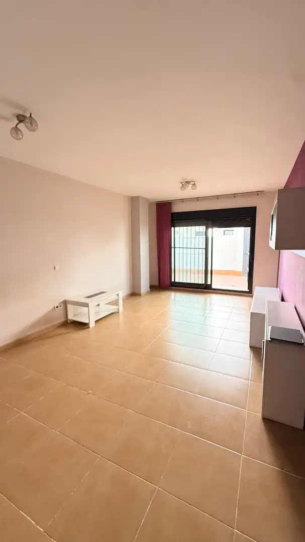 Sala de estar de Piso en venta en Mijas con Aire acondicionado, Jardín privado y Terraza