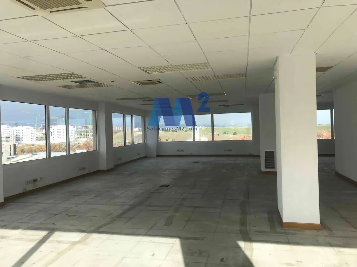 Oficina de alquiler en Tres Cantos