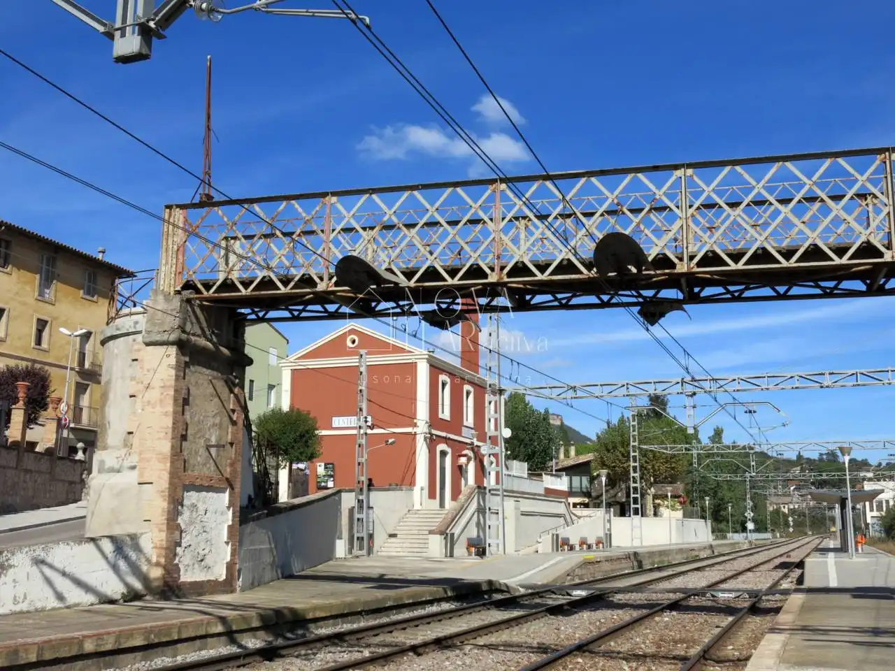 Vista exterior de Pis en venda en Centelles amb Aire condicionat, Calefacció i Terrassa