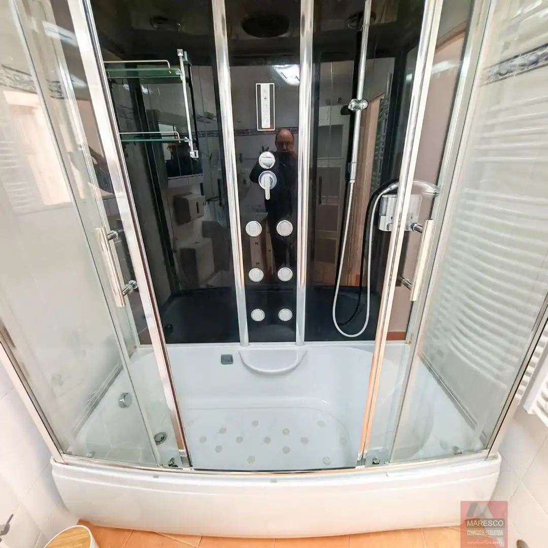 Bathroom of Attic for sale in Fuengirola  with Air Conditioner, Terrace and Community pool