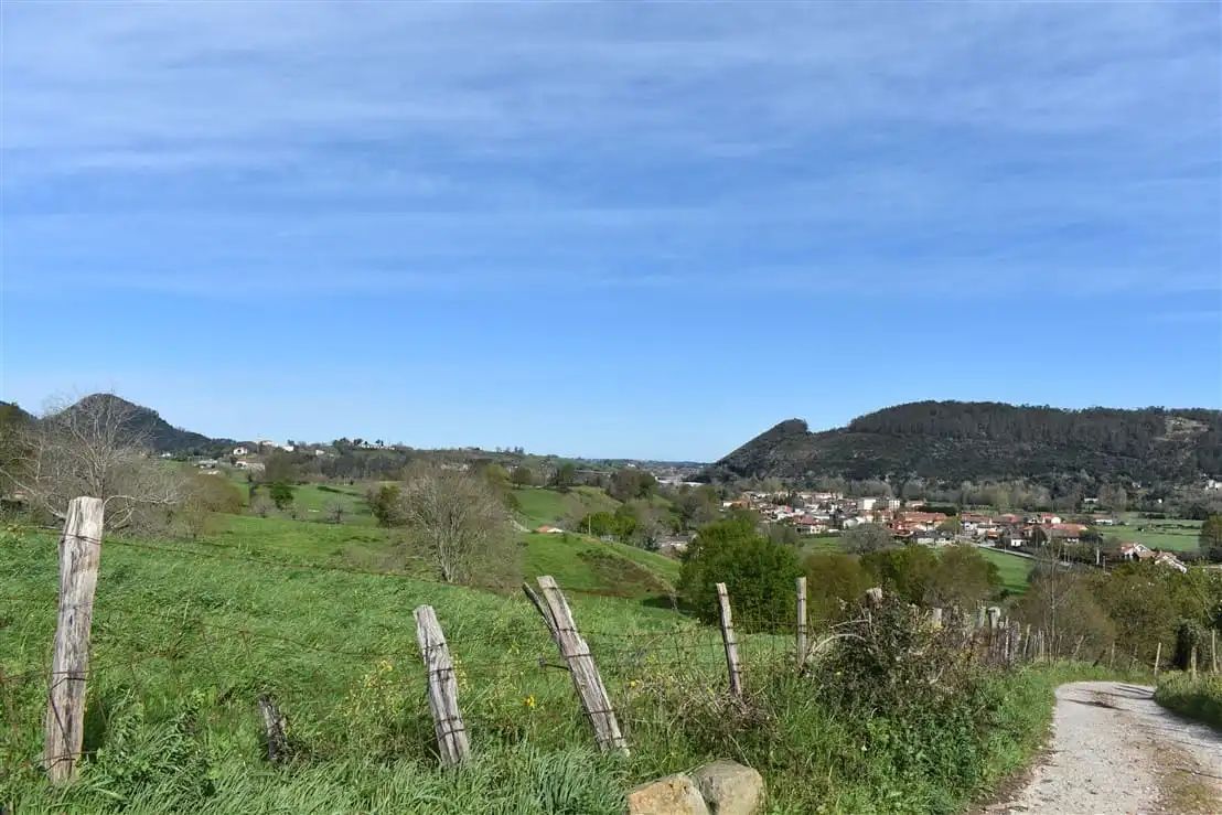 Finca rústica de alquiler en Medio Cudeyo con Jardín privado y Amueblado