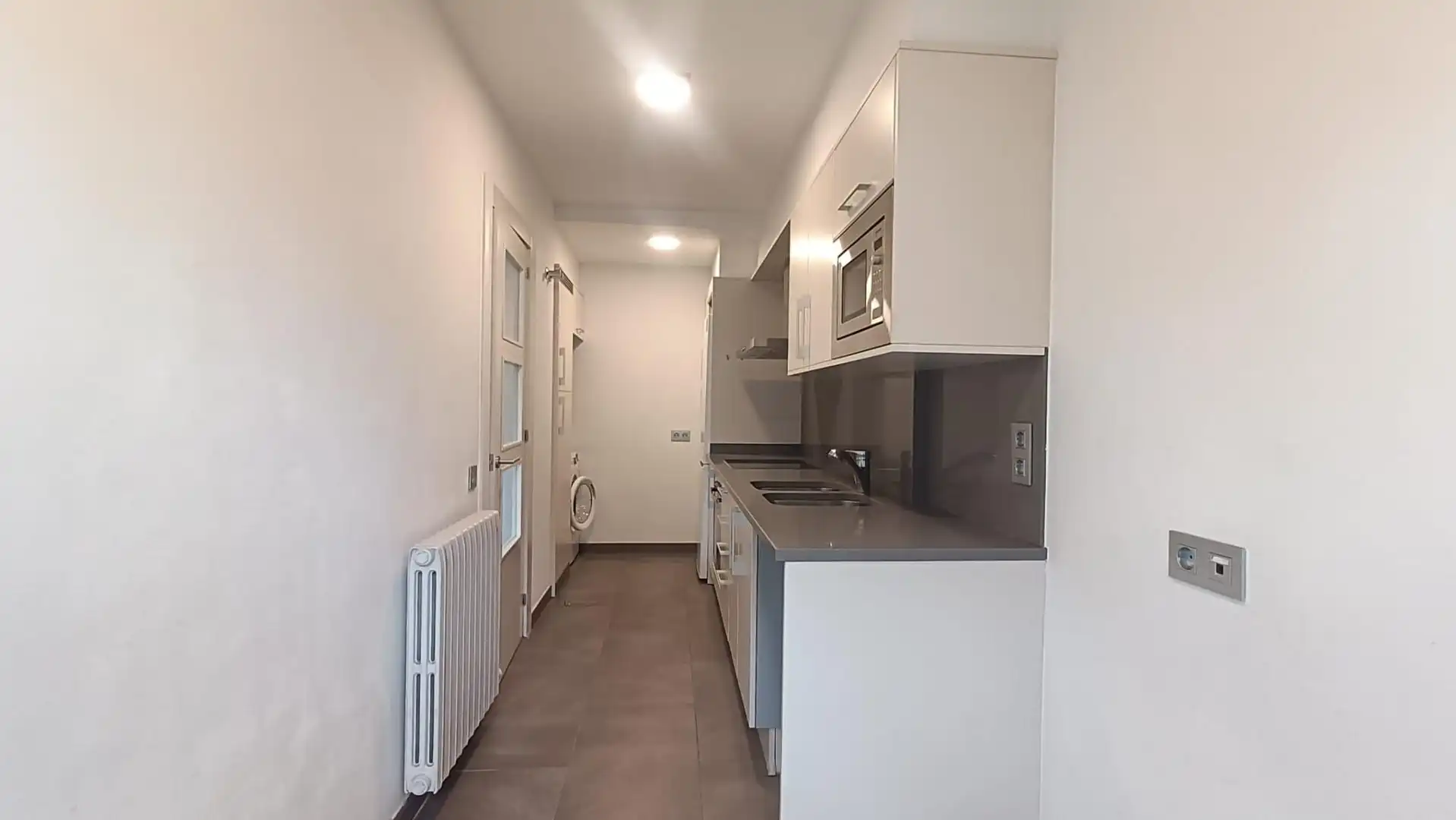 Küche von Wohnung zum Verkauf in Vic mit Heizung, Parkett und Balkon