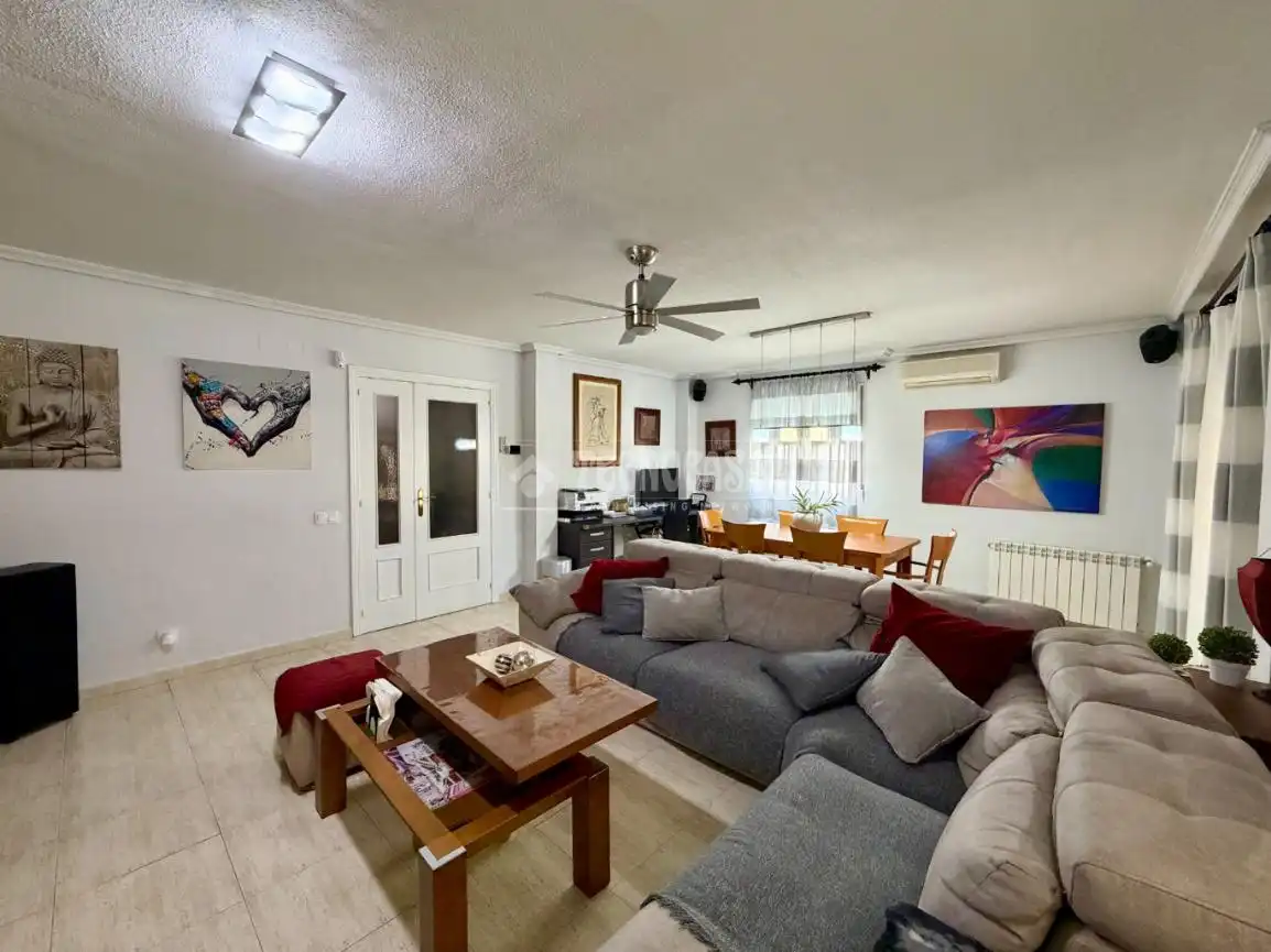 Detached homes for sale in Villanueva de la Torre