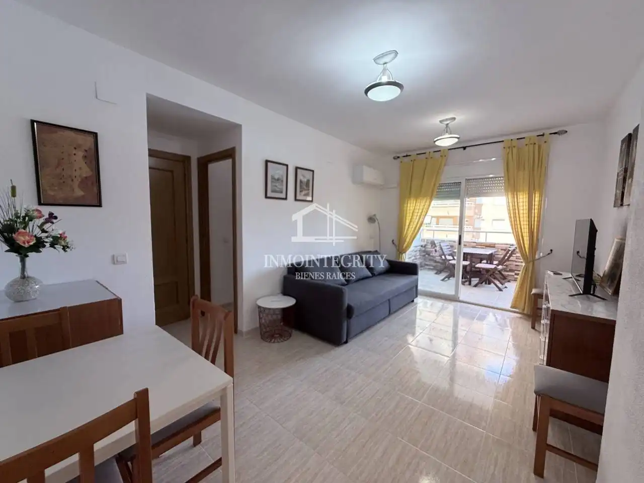 Vista exterior de Apartament en venda en Oropesa del Mar / Orpesa amb Aire condicionat, Terrassa i Moblat