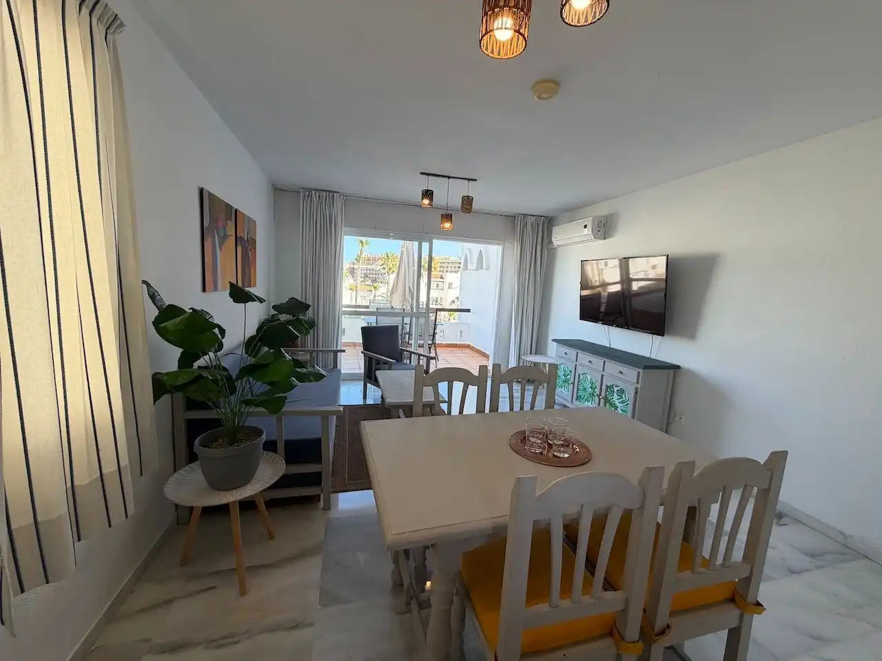 Dining room of Apartments for sale in Roquetas de Mar  with Air Conditioner, Heating and Terrace