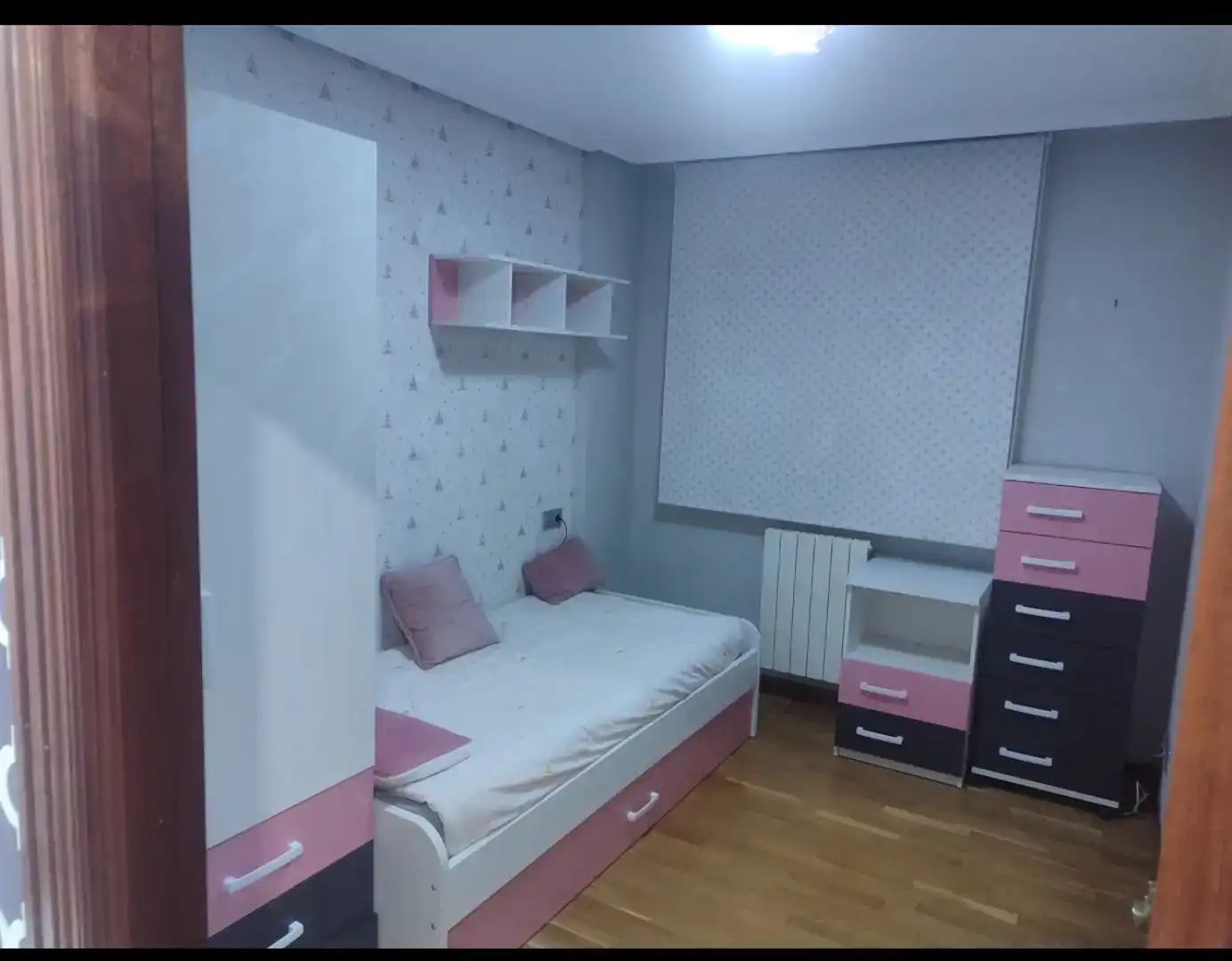 Schlafzimmer von Wohnungen zur Miete in Nájera mit Parkett, Möbliert und Ofen