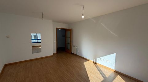 Foto 4 de Piso de alquiler en Redondela, Pontevedra