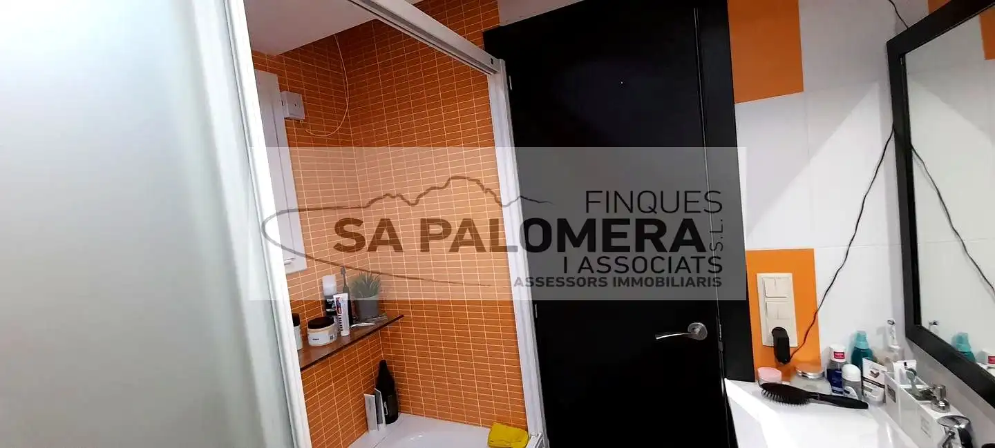 Bany de Pis en venda en Blanes amb Aire condicionat, Balcó i Piscina comunitària