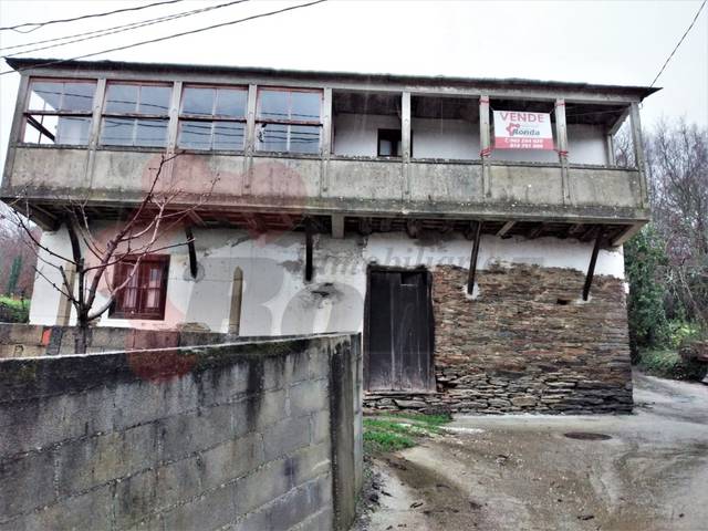 Casa-chalet en Venta en O Incio