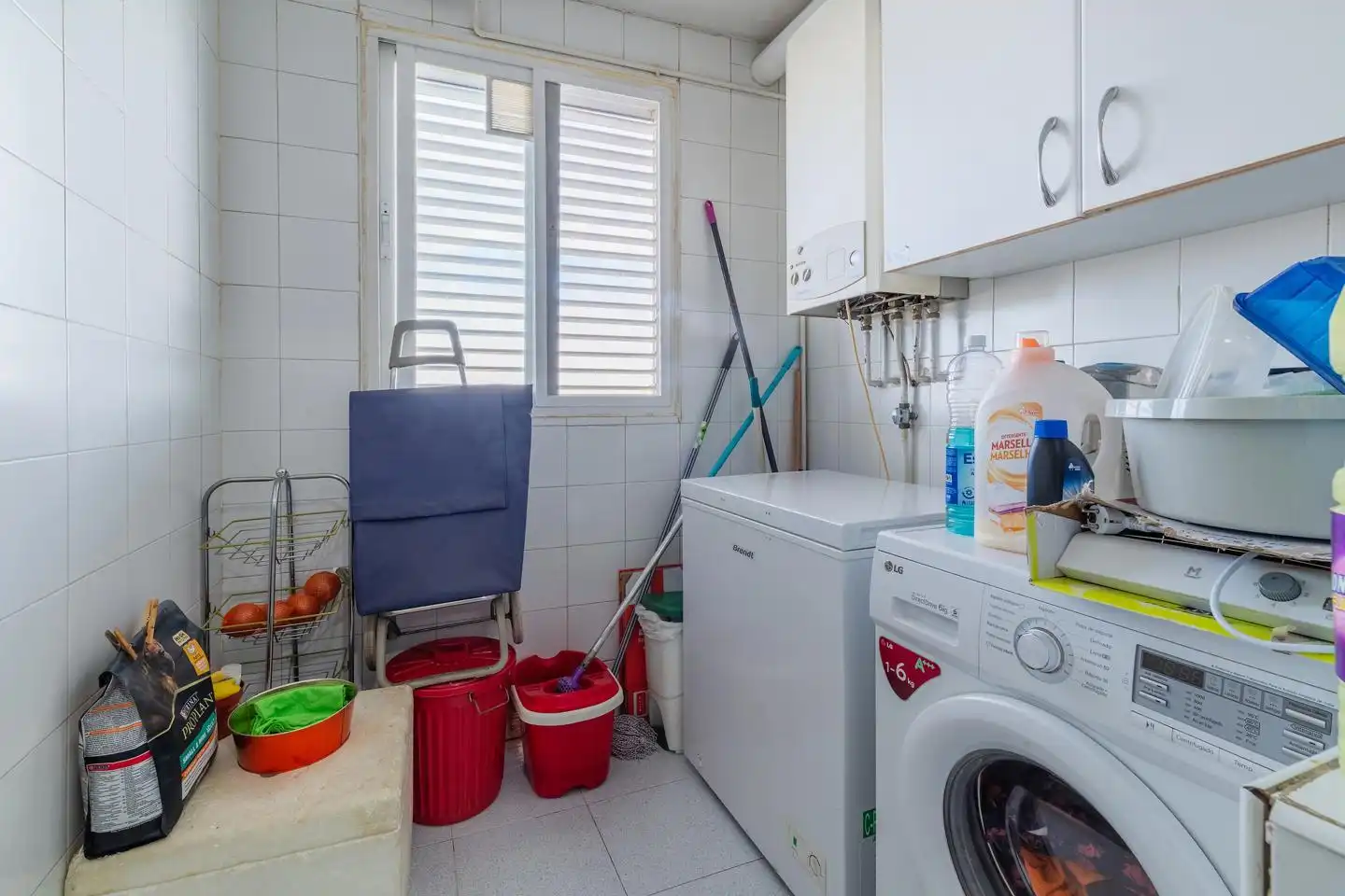 Kitchen of Flat for sale in Torrejón de Ardoz  with Air Conditioner, Heating and Storage room