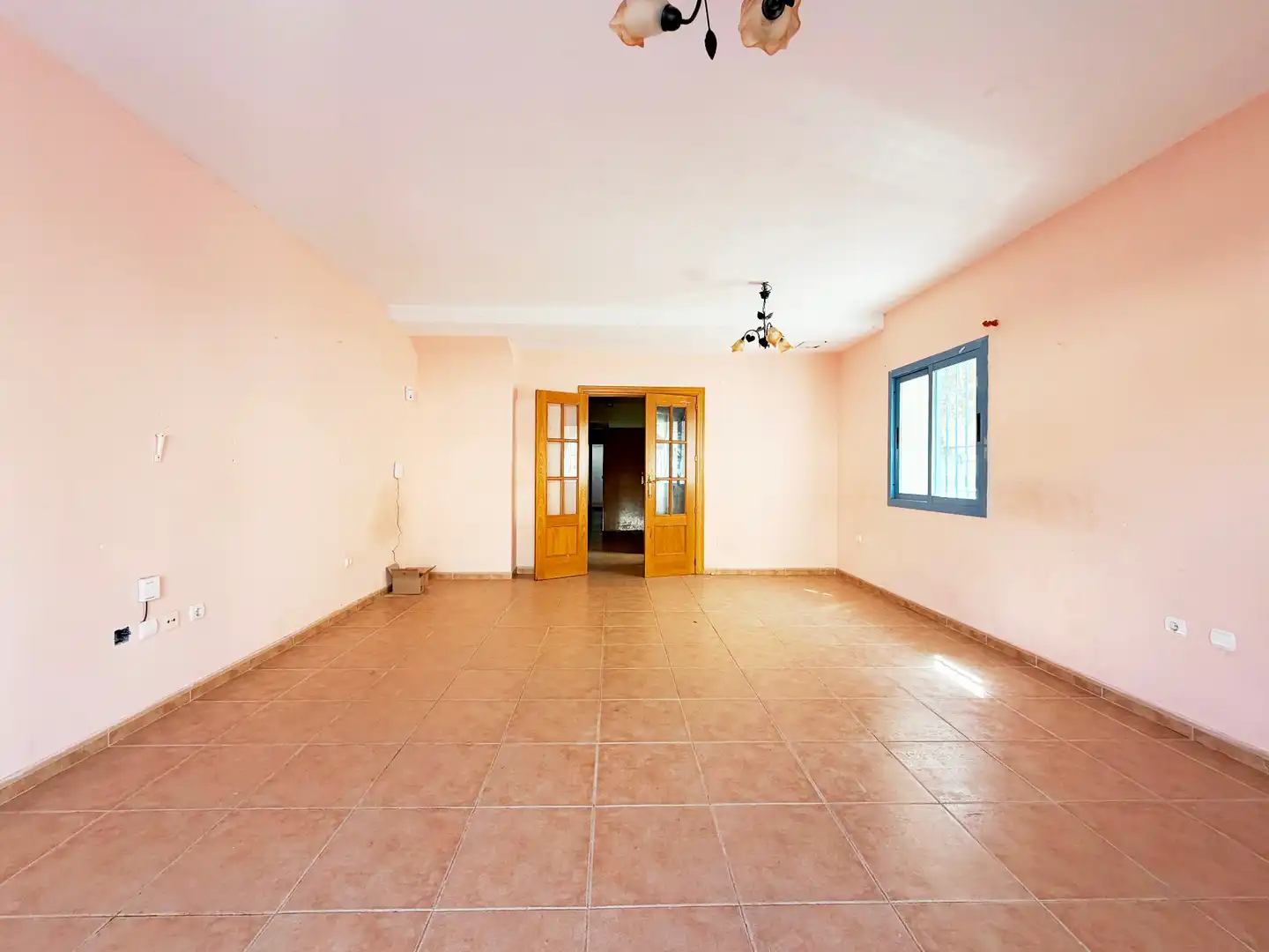 Adosado con piscina en venta en Calle la Zarzuela 33, imagen 4