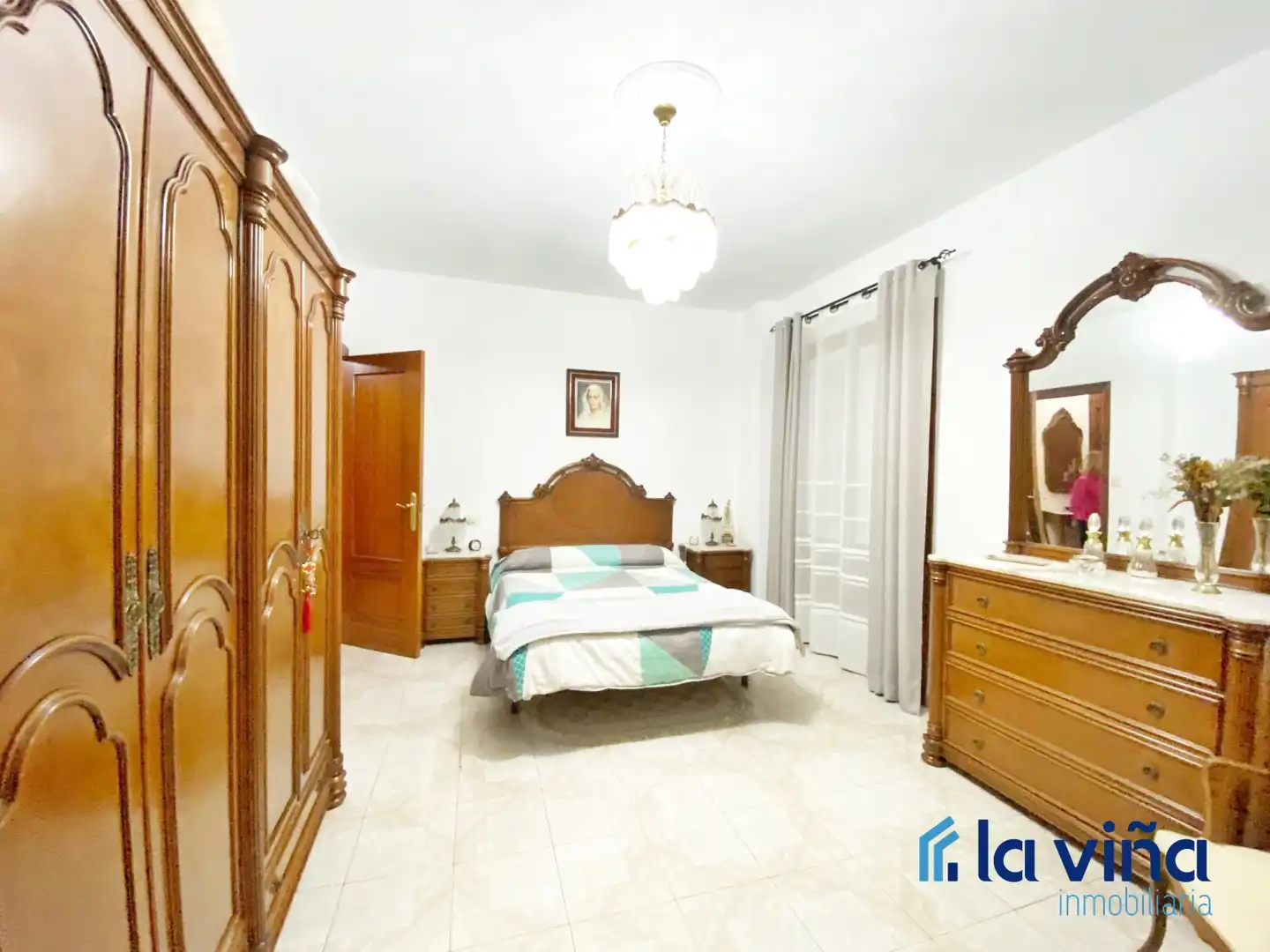 House with terrace for sale in Campillos