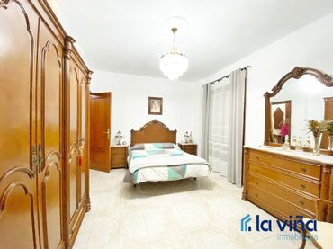 House with balcony for sale in Campillos